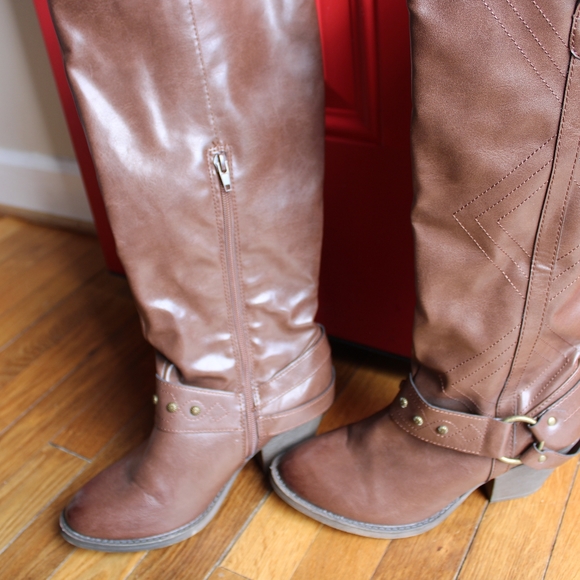 Women heeled riding boot - Picture 4 of 5